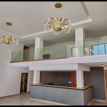 F4 - Chic - Piscine - Salle Fitness Dakar Exterior foto
